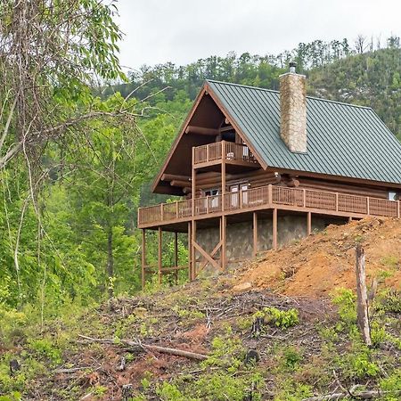 Sky Views - Panoramic Views Cabin Гетлинбург Екстериор снимка