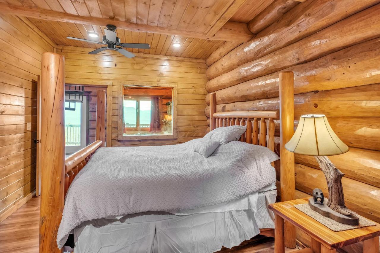 Sky Views - Panoramic Views Cabin Гетлинбург Екстериор снимка