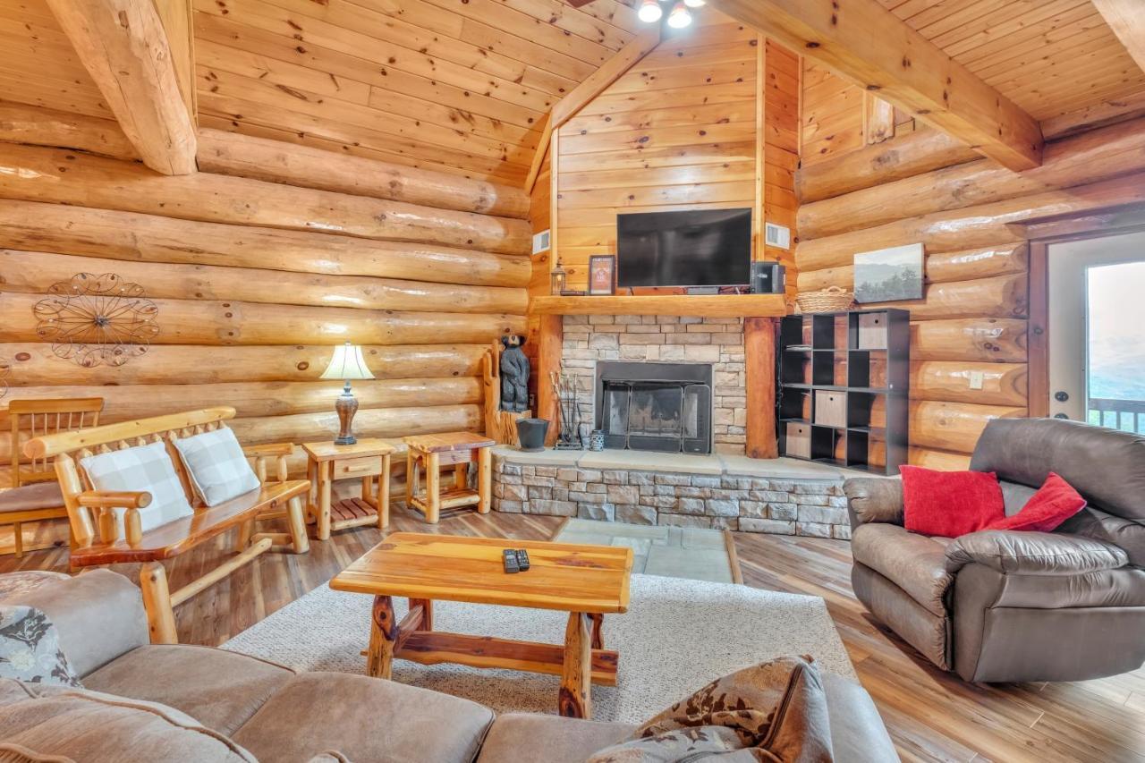 Sky Views - Panoramic Views Cabin Гетлинбург Екстериор снимка